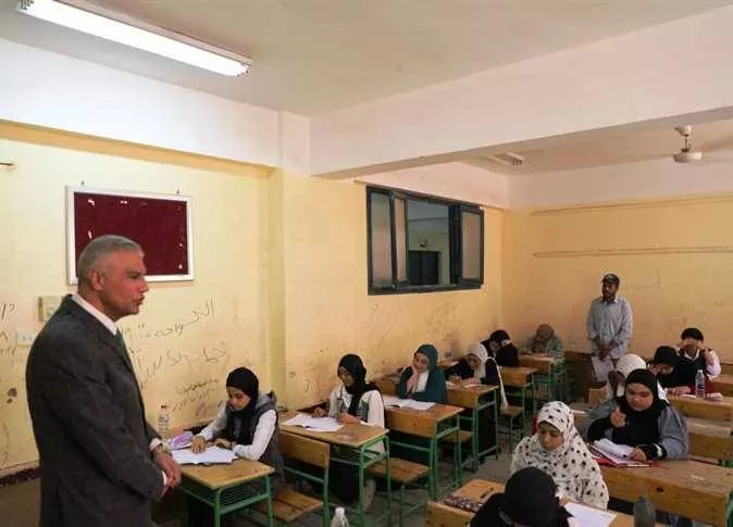 <strong>موعد امتحانات الترم الأول لصفوف النقل 2027</strong>
