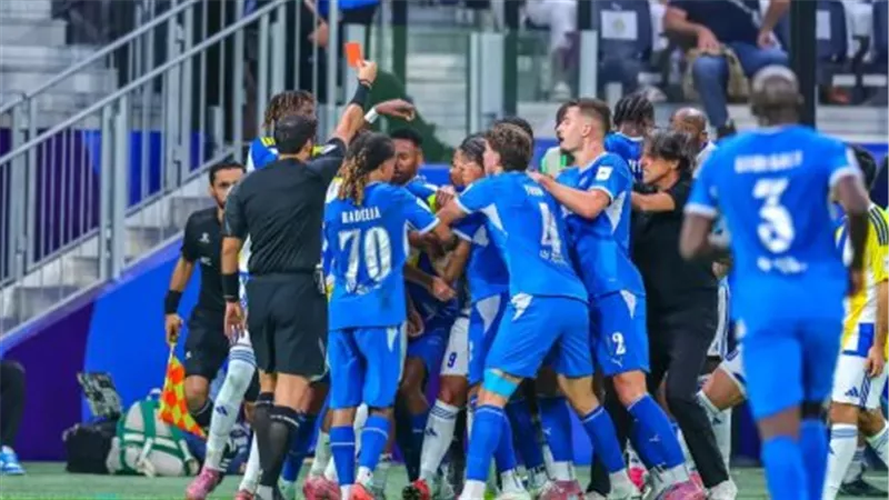 الهلال     