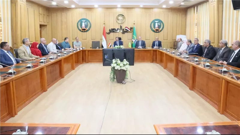 جانب من الاجتماع     