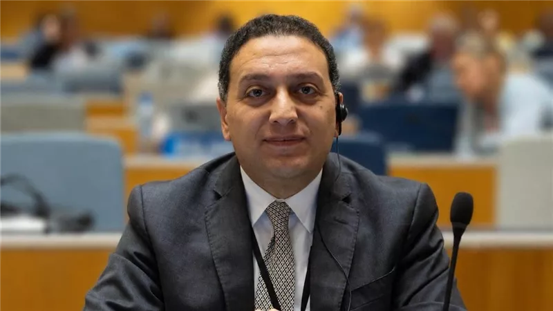 المستشار محمد عادل، المتحدث الرسمي باسم مجلس الوزراء    