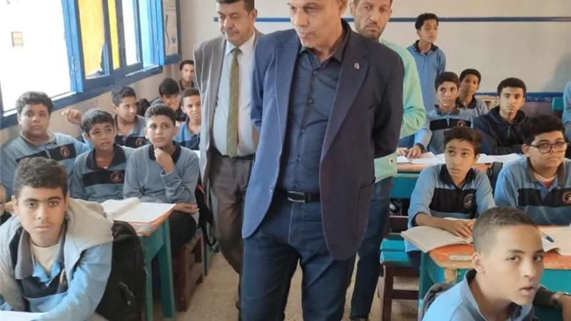 جانب من الزيارة    