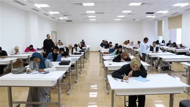 امتحانات الميدتيرم بالجامعات 2026    