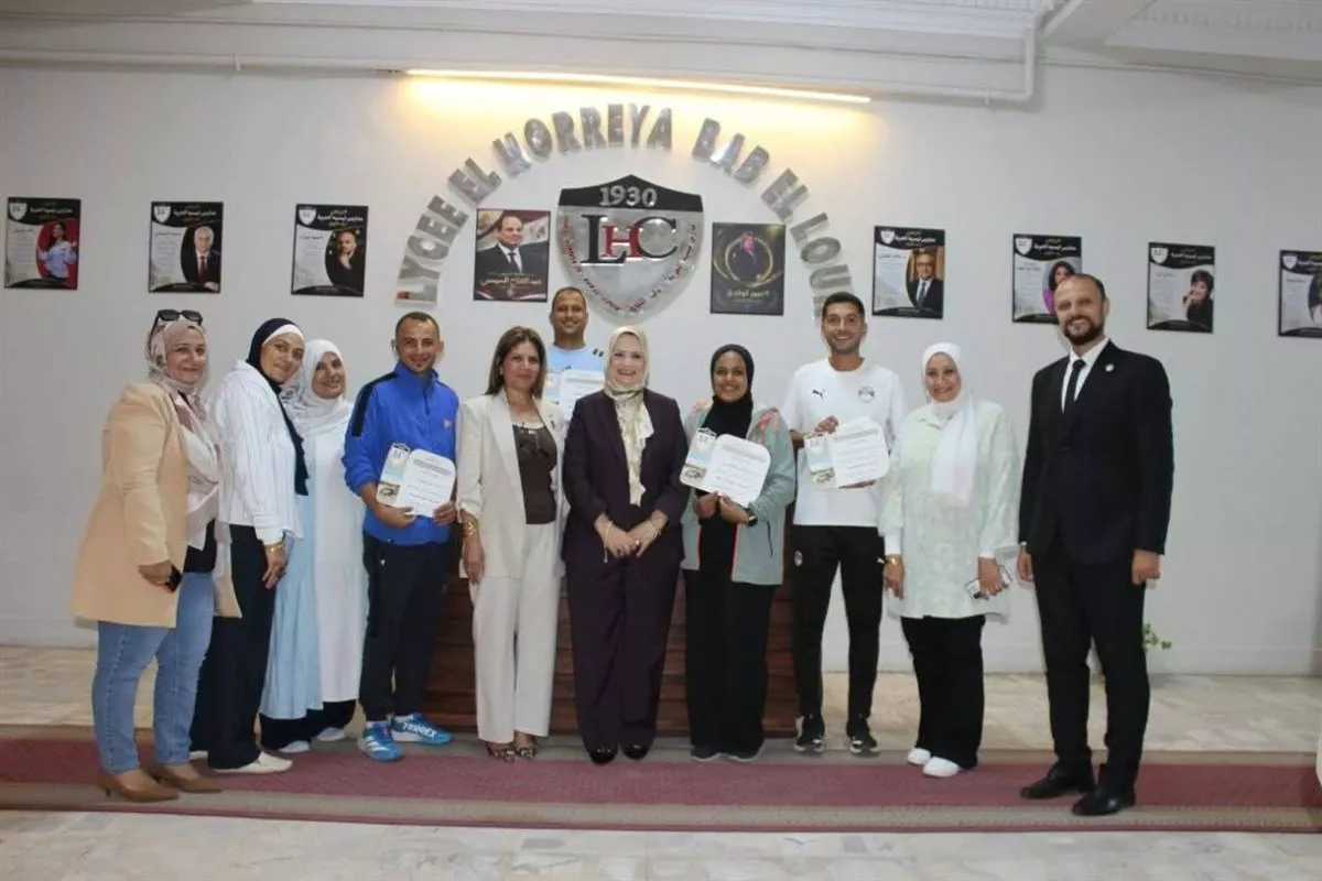 مكافأة مالية وتكريم لـ4 معلمين تربية رياضية بمدرسة ليسيه باب اللوق القومية