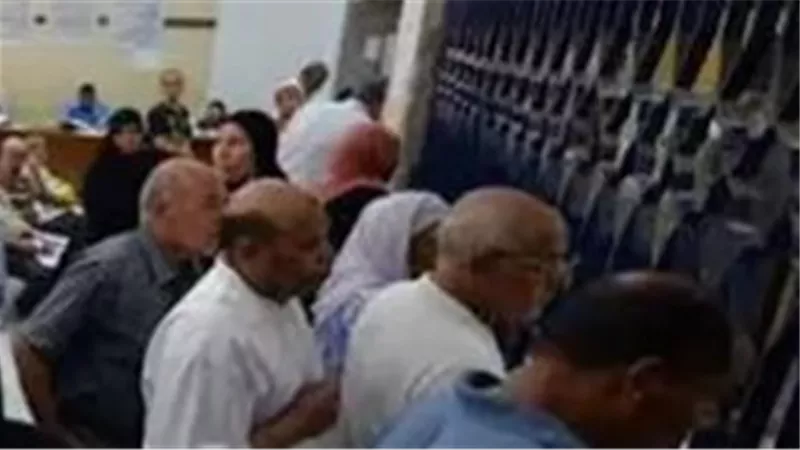 أصحاب المعاشات    