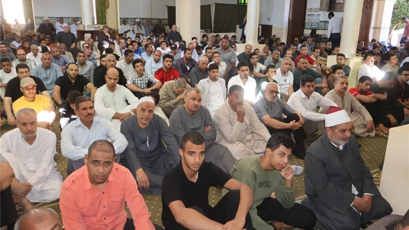 صلاة الجمعة بسوهاج    